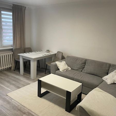 Apartament 2 Pokojowy W Centrum Miasta Żagań エクステリア 写真