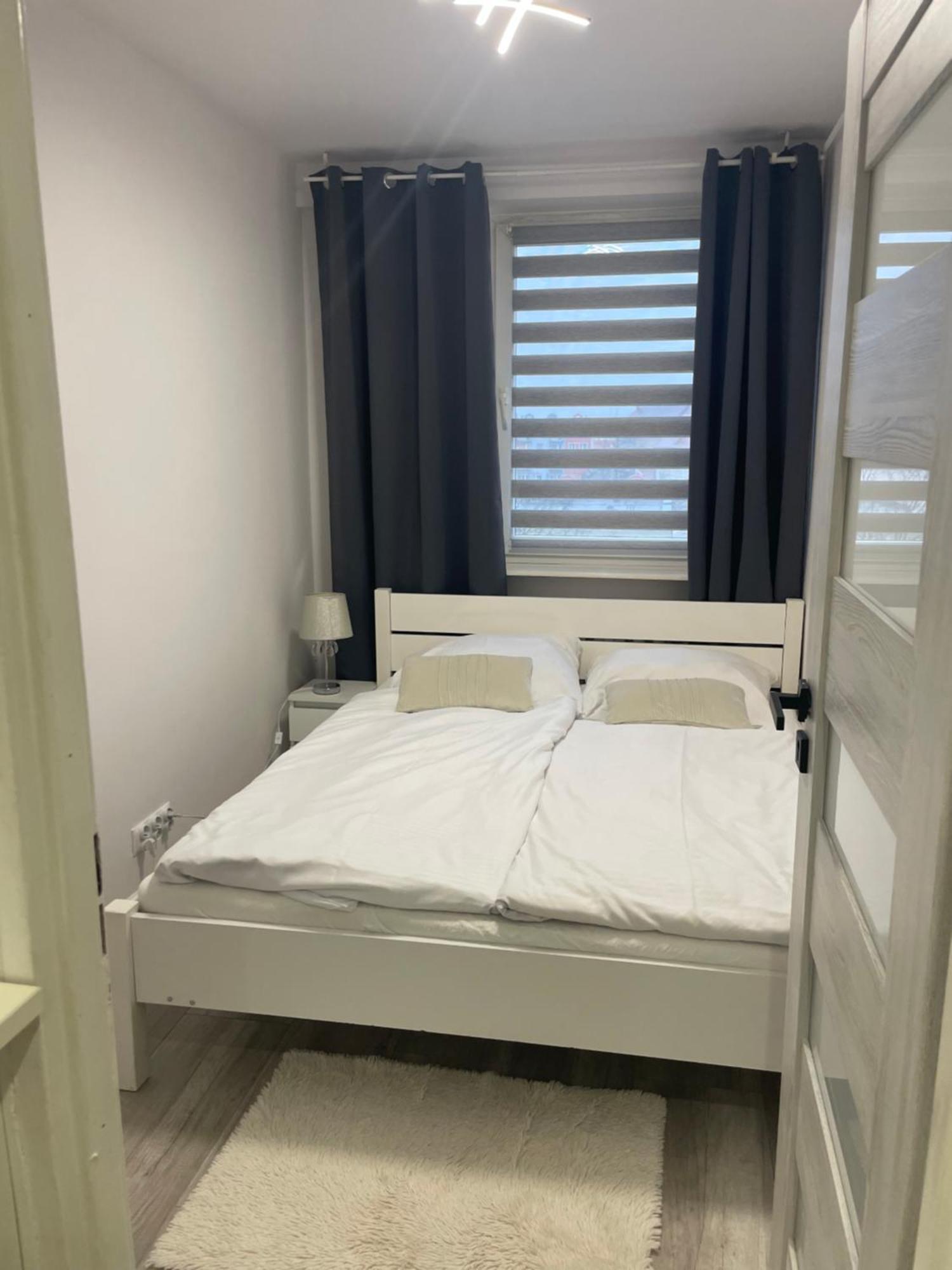 Apartament 2 Pokojowy W Centrum Miasta Żagań エクステリア 写真